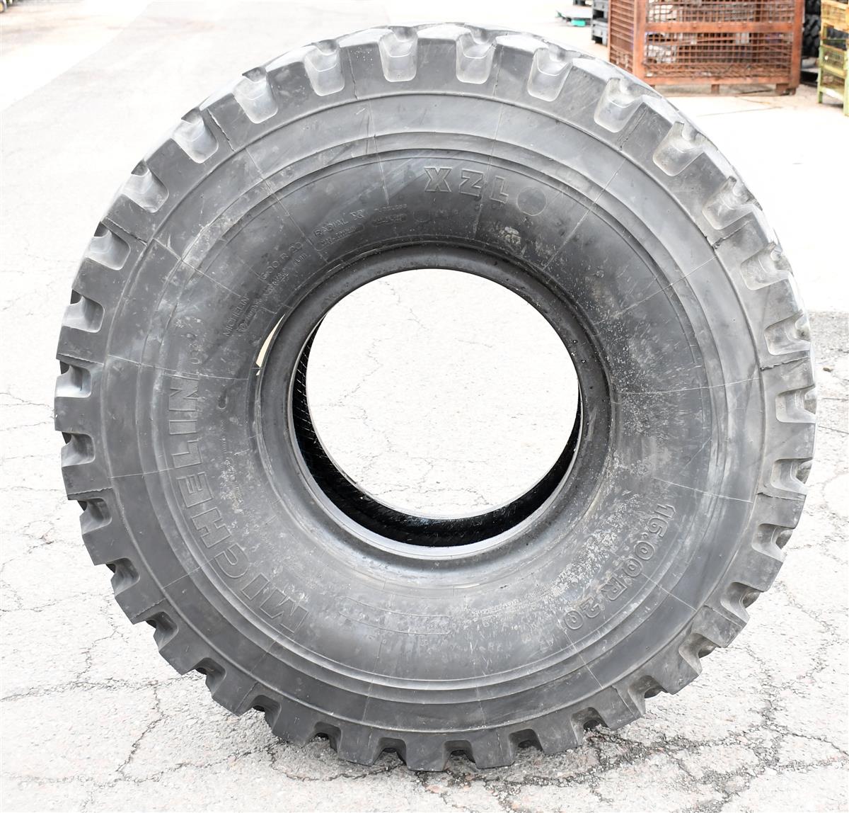 TI-109 | TI-109 Tire (4).JPG