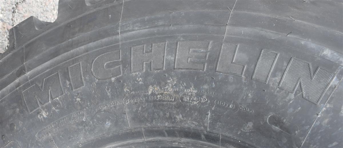 TI-109 | TI-109 Tire (8).JPG