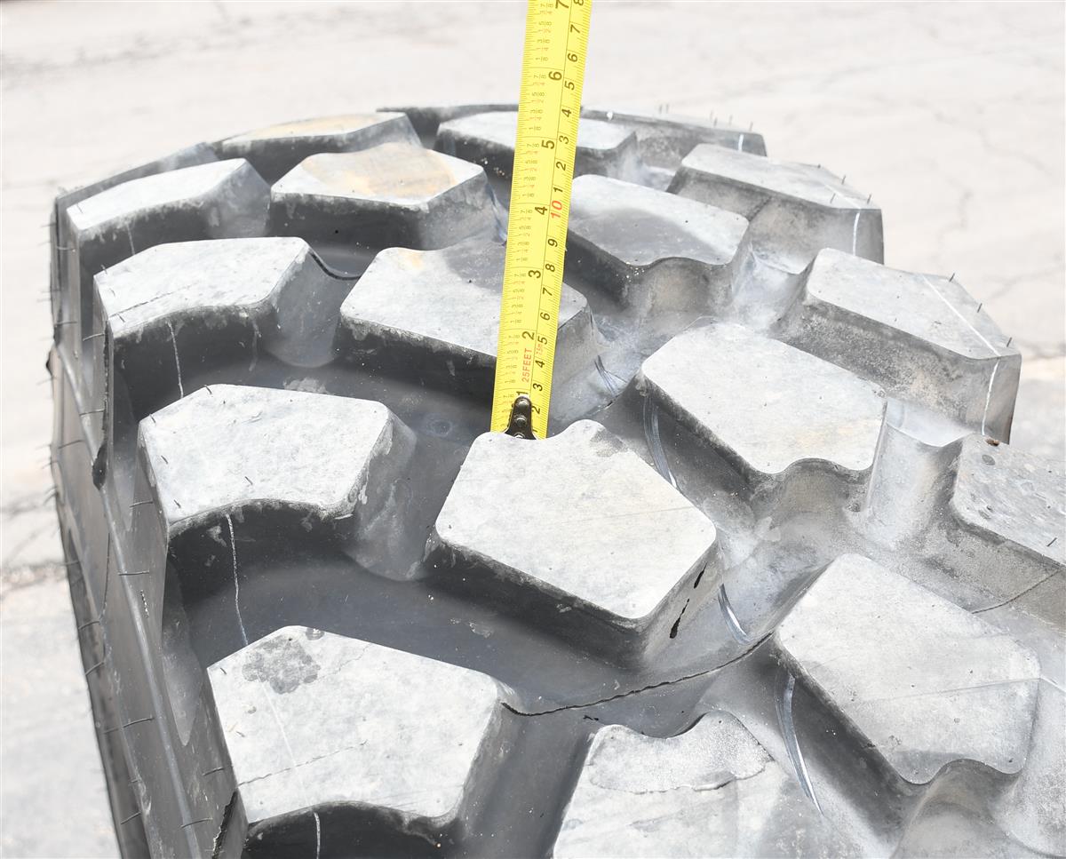 TI-1822 | TI-1822 Tire (13).JPG
