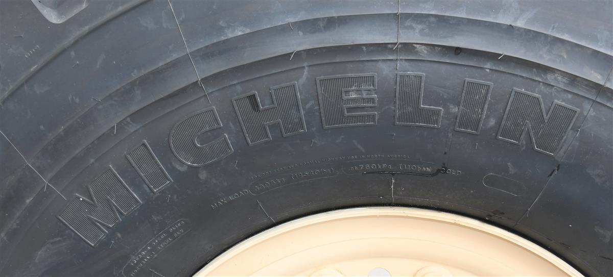 TI-1822 | TI-1822 Tire (7).JPG