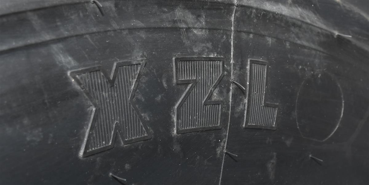 TI-1822 | TI-1822 Tire (8).JPG
