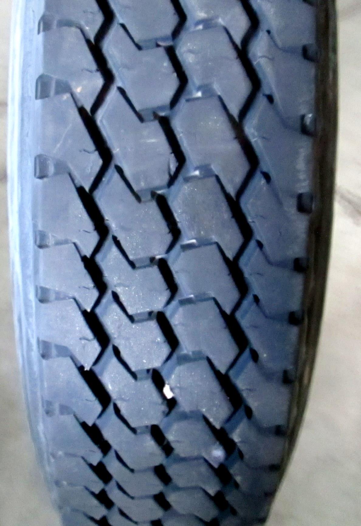 TI-1823 | TI-1823 Aeolus Semi-Truck Controlled Performance Tires 11R24.5 With 10Hole RIm (11).JPG