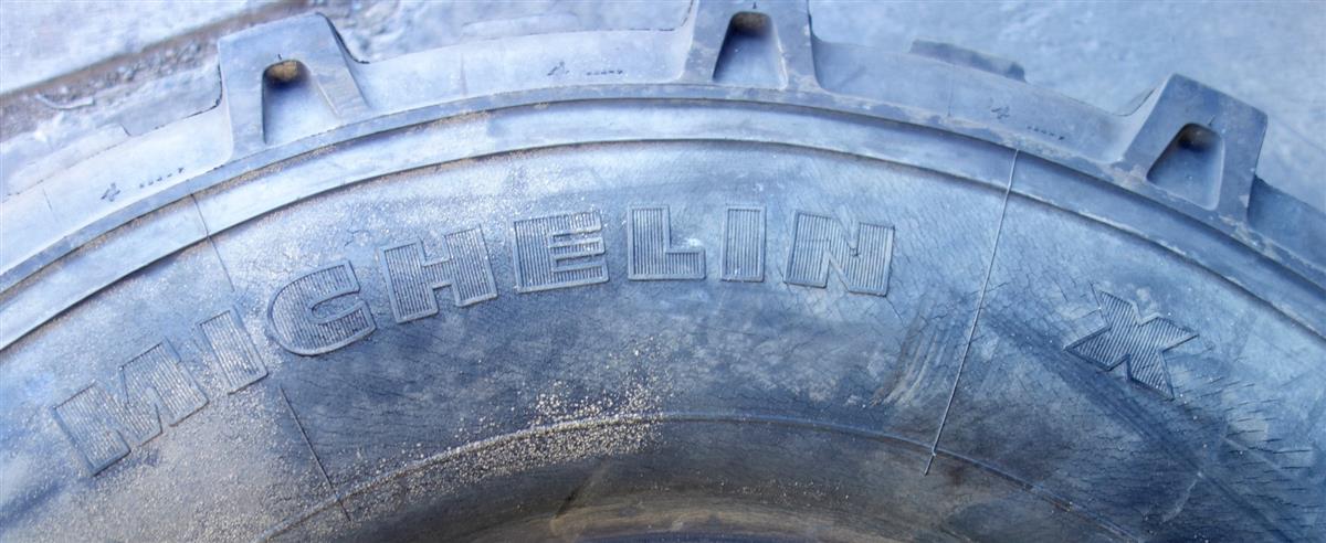 TI-200 | TI-200  Michelin XML 39585R20 Tire with Bead Lock (Lot Sale of 6) (USED) (8).JPG