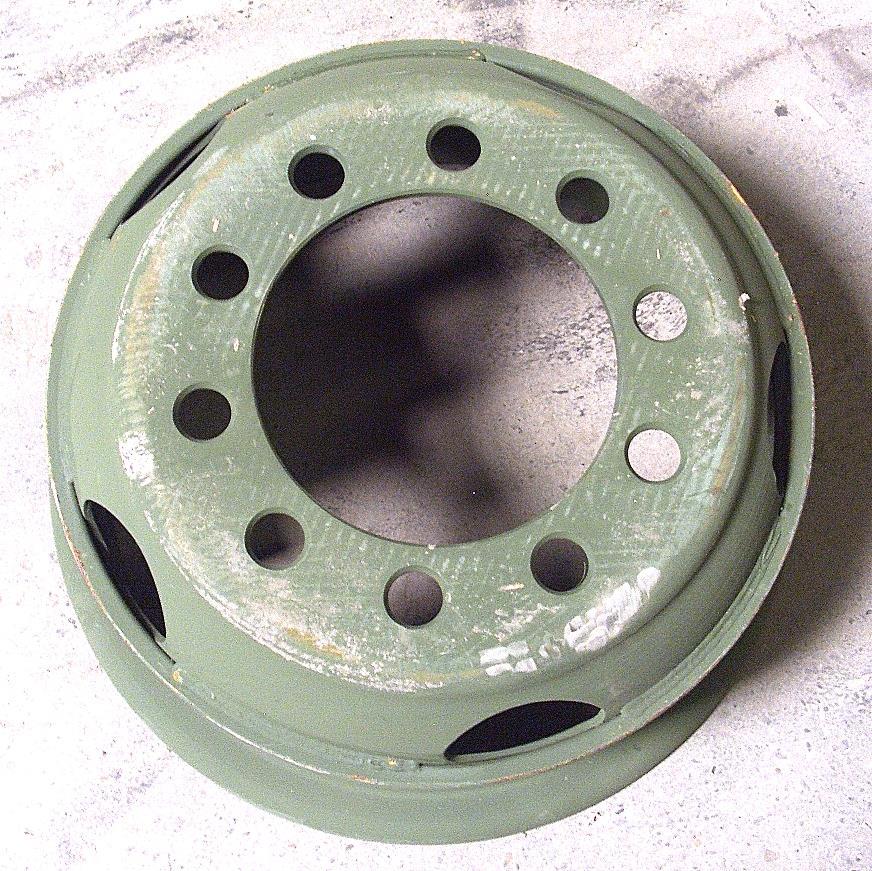 TI-252 | TI-252 10 Hole Budd Style Wheel  Split Rim with Lock Ring2.jpg