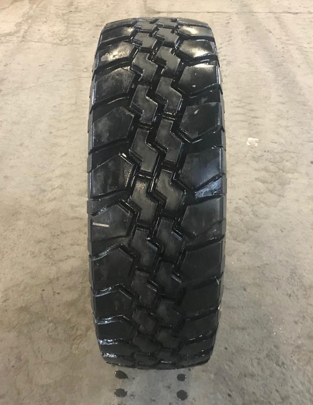 TI-422 | TI-422  BF Goodrich Baja TA 37x12.50R16.5LT Tire (Used)  (1).jpg