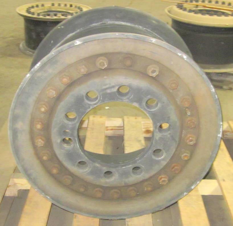 TI-806 | TI-806 Hutchinson 20x10 CTIS Aluminum Wheel (2).JPG
