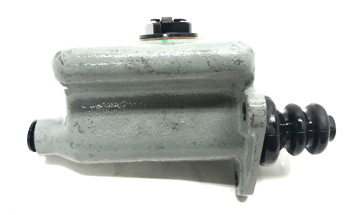 TR-243 | TR-243  Brake Master Cylinder 1 12 ton Trailer (7).jpg