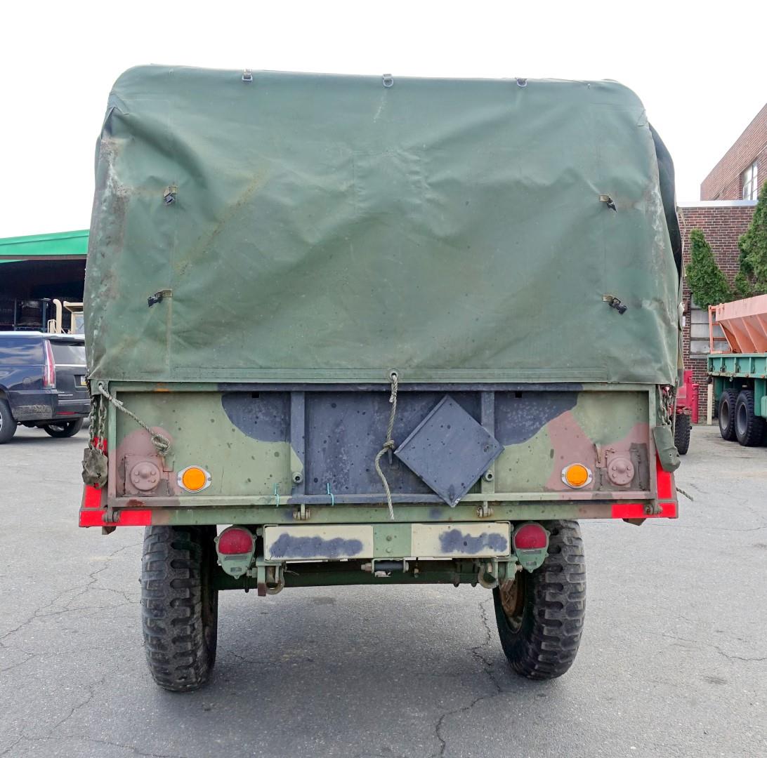TR-253 | TR-253 M105A2 2 Wheel 1 12 Ton Cargo Trailer with Cargo Cover USED (1).JPG