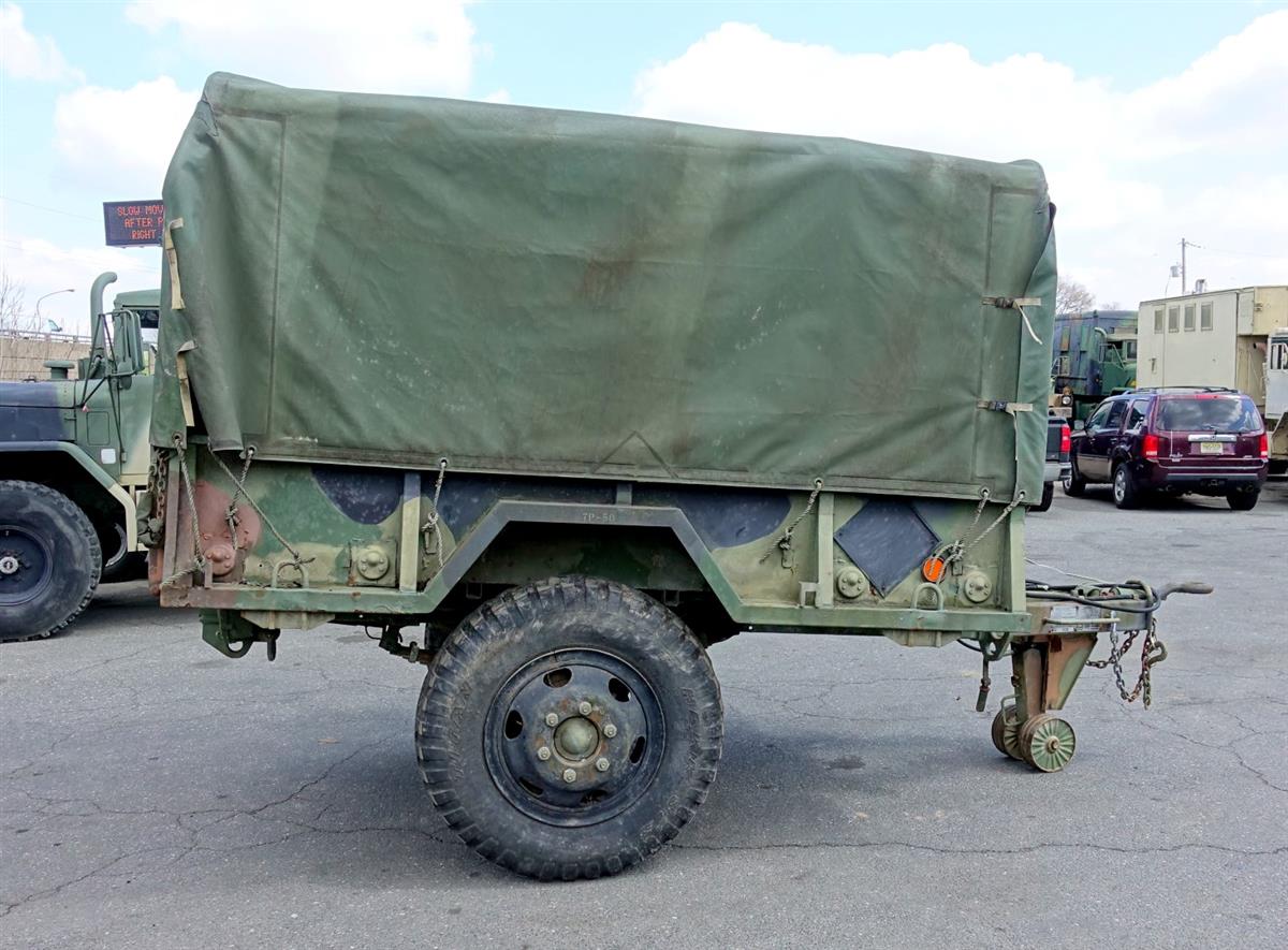 TR-253 | TR-253 M105A2 2 Wheel 1 12 Ton Cargo Trailer with Cargo Cover USED (12).JPG