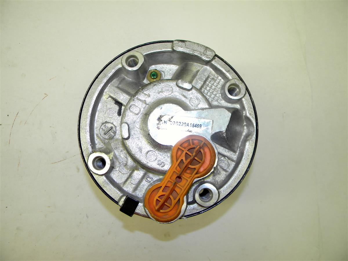 SP-1407 | 24 Volt Refrigeration Compressor with Clutch PN 638652 (4).JPG
