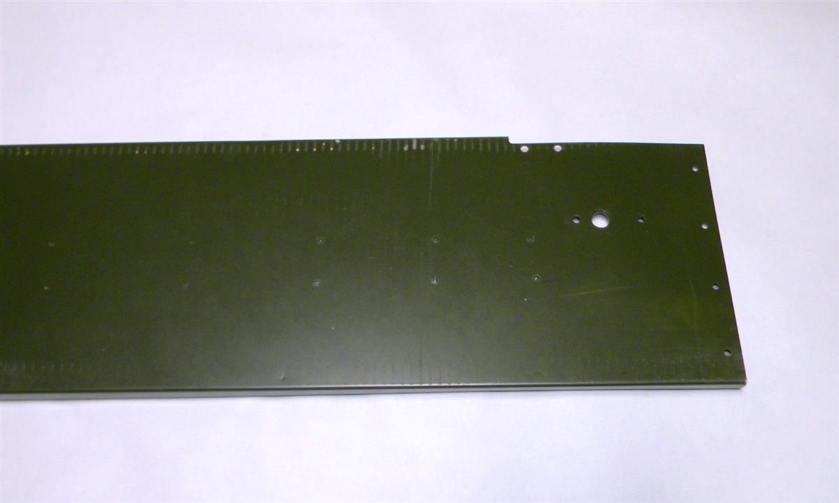 5T-829 | 2510-00-405-1985 Right Hand Hood Side Panel for M809 Series Trucks. NOS.  (5).JPG