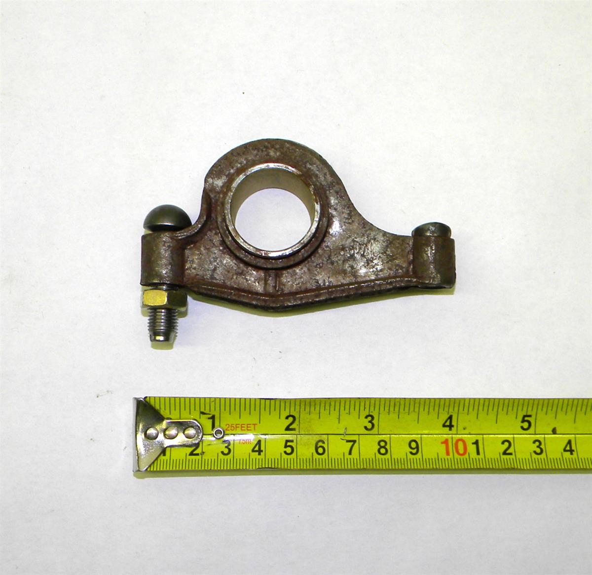 M35-481 | 2815-00-870-9961 Rocker Arm for Engine Poppet Valve for M35A2 Series and M54A2 Series Multi-Fuel. NOS (2).JPG