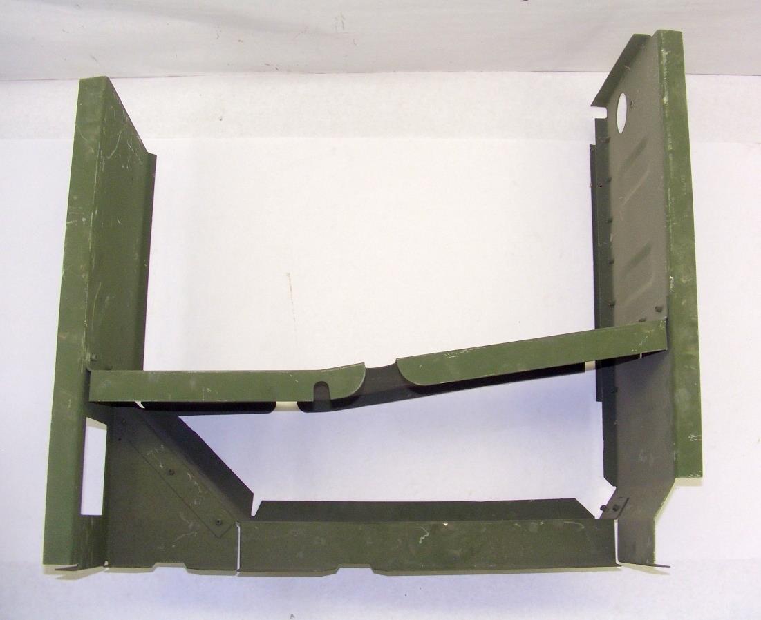 HM-535 | Battery Box, HMMWV (3).JPG