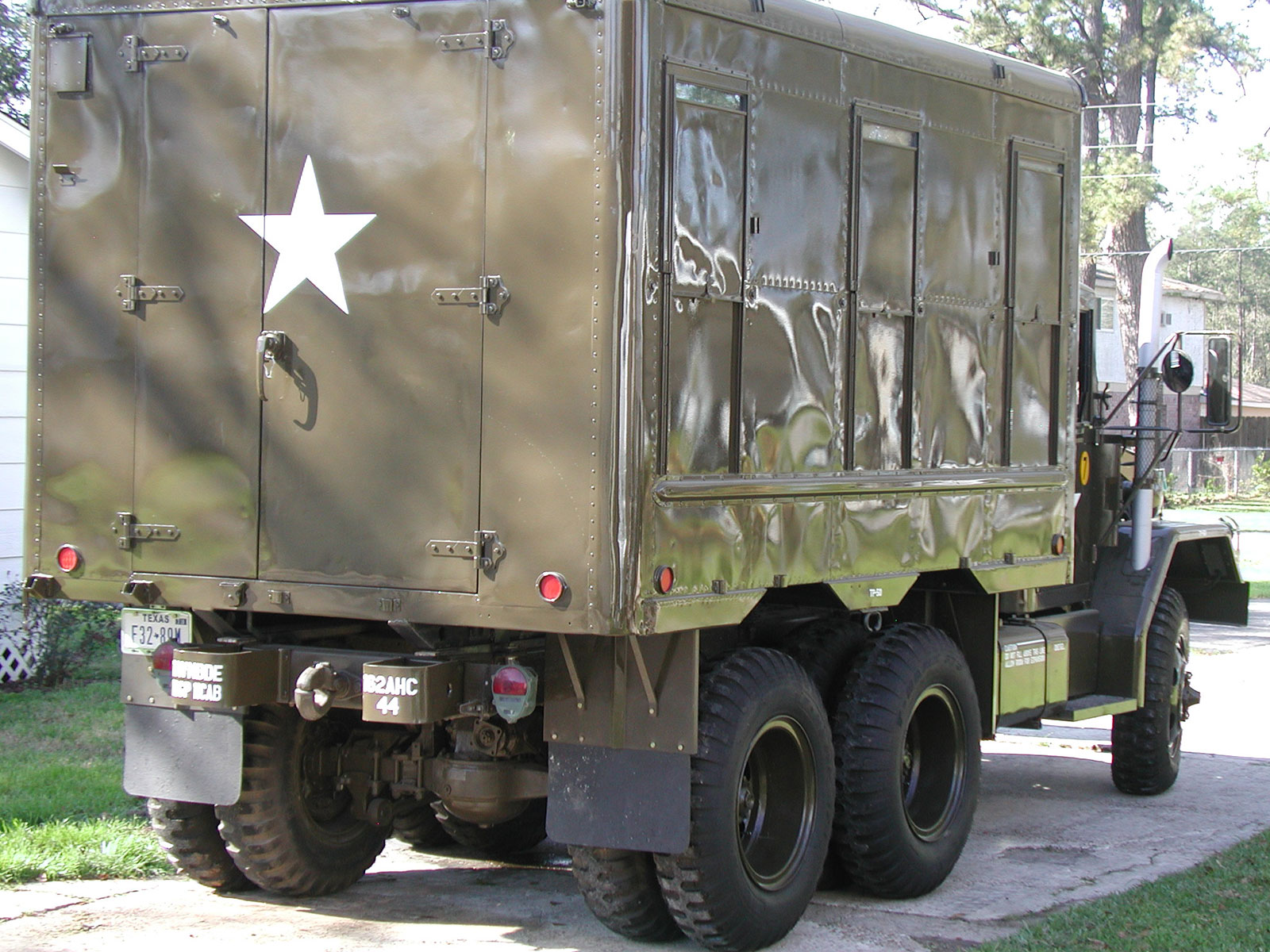 M109vantruckD