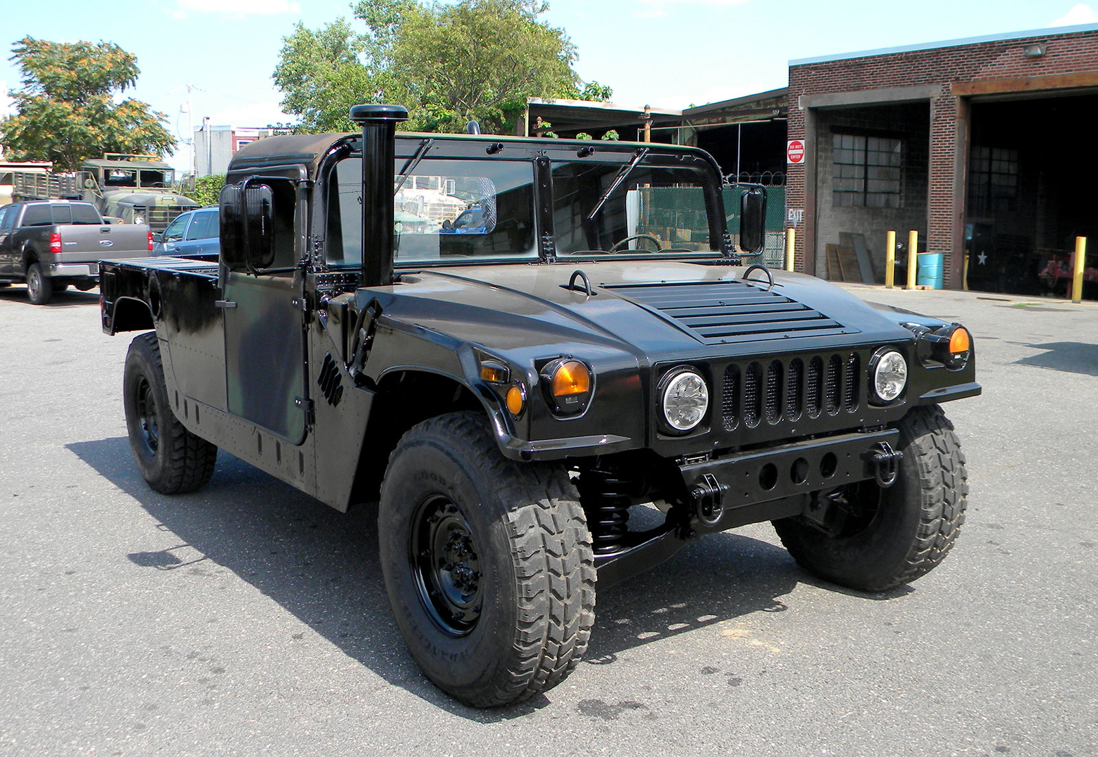 Nathan%20Nyra%20HMMWV%202%20Man%20(5)