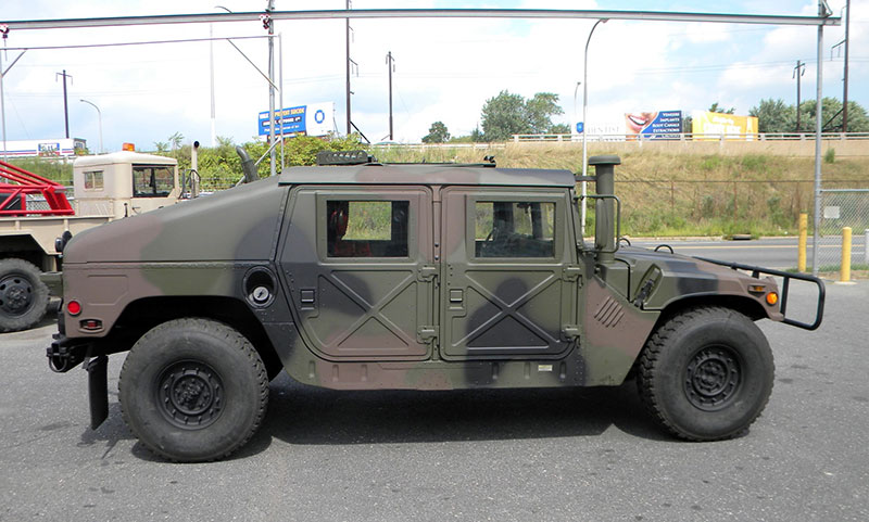 Restored%20Slantback%20HMMWV%20(3)