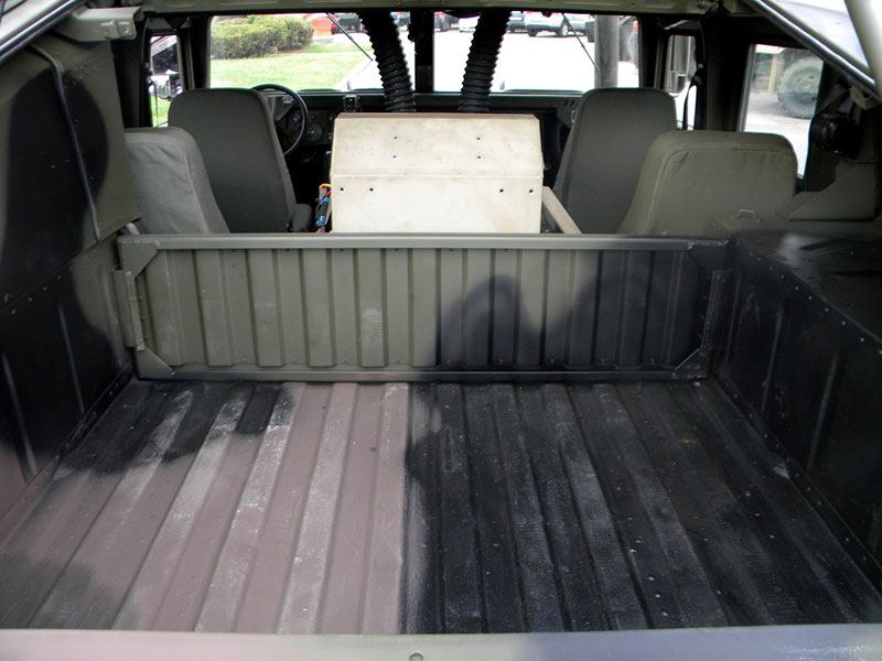 Restored%20Slantback%20HMMWV%20Rear%20Cargo%20Area%20(2)